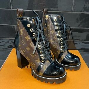 Louis Vuitton Star Trail Ankle Boot